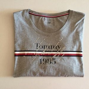 🆕Listing Women's Tommy Hilfiger Top Size XL